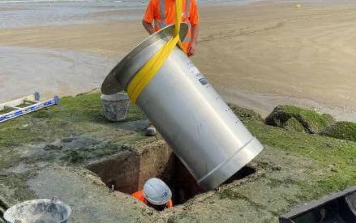 WaStop kontraventil beskytter stranden i Blonville sur mod tidevand og oversvømmelser, effektiv mod overfladevand
