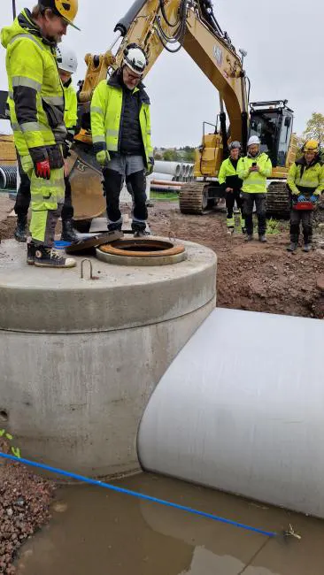 installation-af-tilbageslagsventil-wastop-helsinki-projekt-da Installation af WaStop tilbageslagsventil i Helsinki’s afløbssystem
